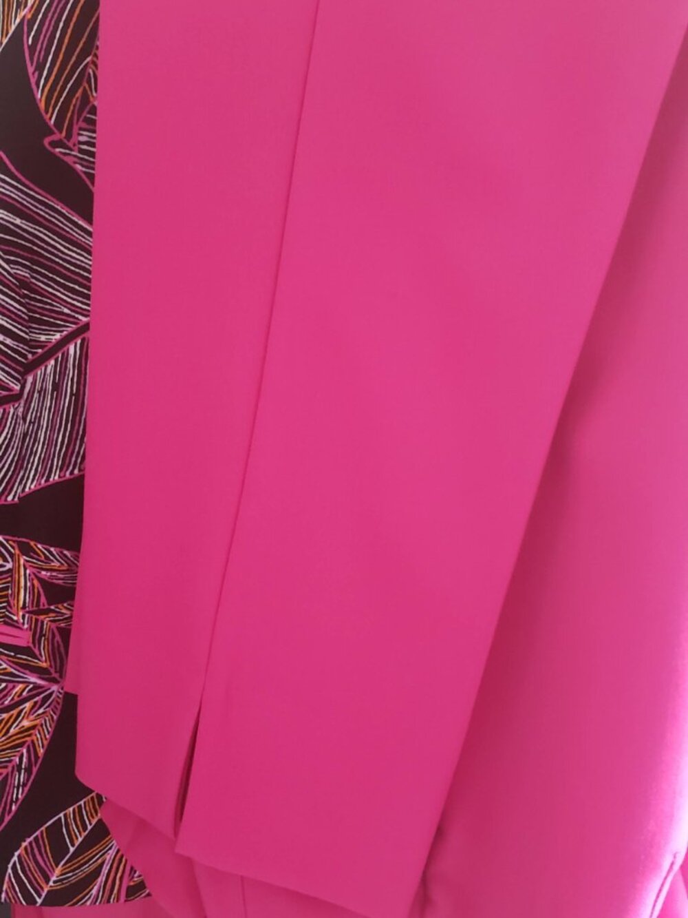 Laura slim leg side slit sculpted slacks in pink size 12